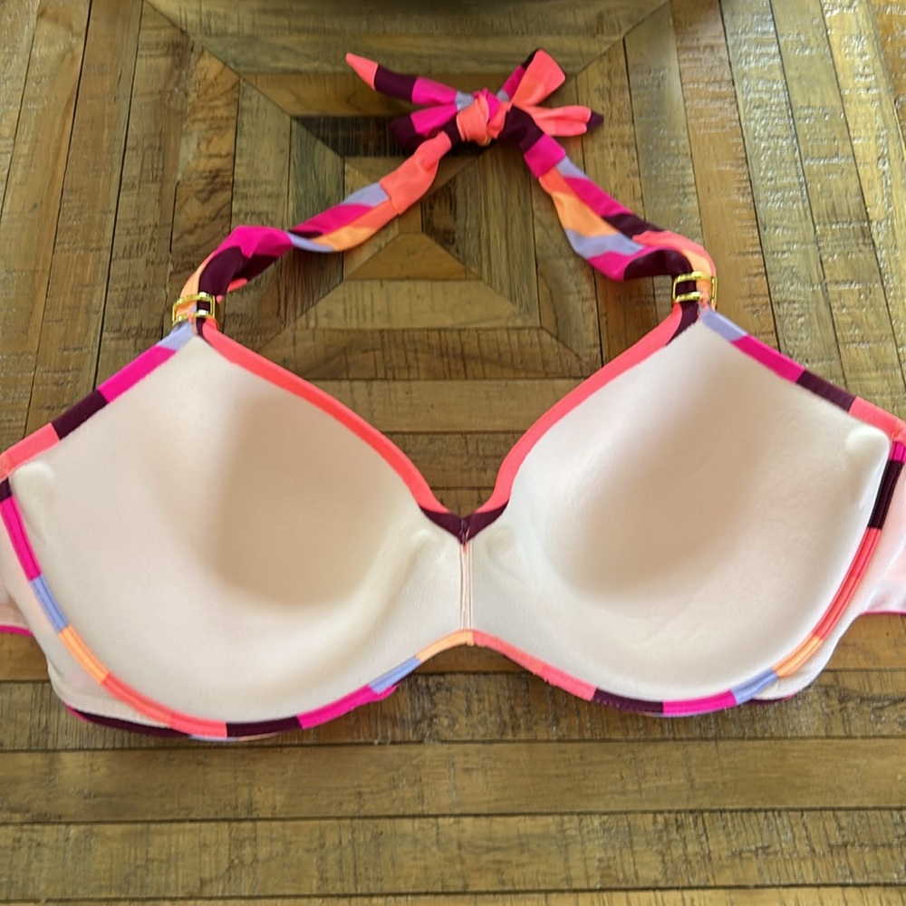 Victoria’s Secret Padded Push Up Bikini Top - Picture 4 of 4
